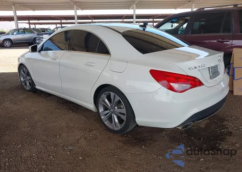 2014 Mercedes-Benz Cla 250 z USA, uszkodzony, nr VIN WDDSJ4EB1EN031085